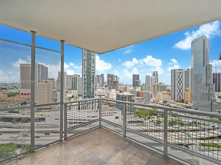 350 S Miami Ave #2411 — Photo 7