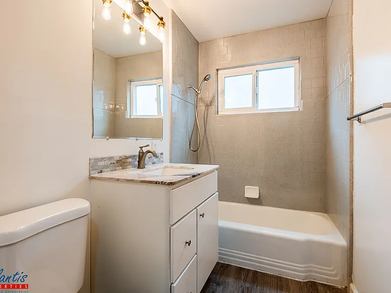 283 E Reed St — Photo 7