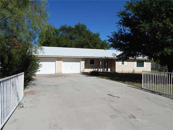 2nd image of 3181 Schooner Dr