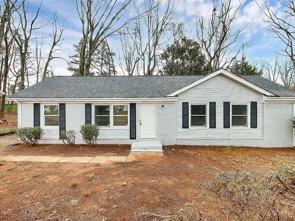 8614 Deerwood Rd, Charlotte, NC 28214