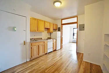 Rented by Best Apartments North Inc