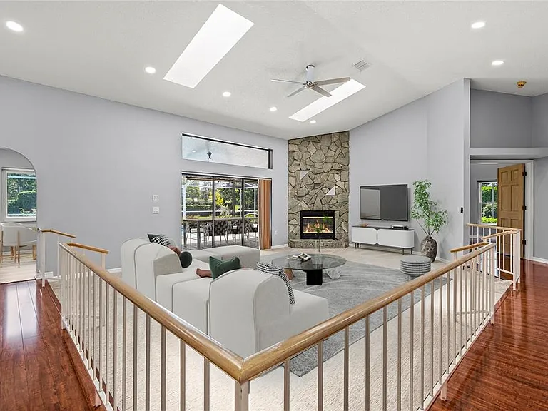 9447 Ashley Dr — Photo 12