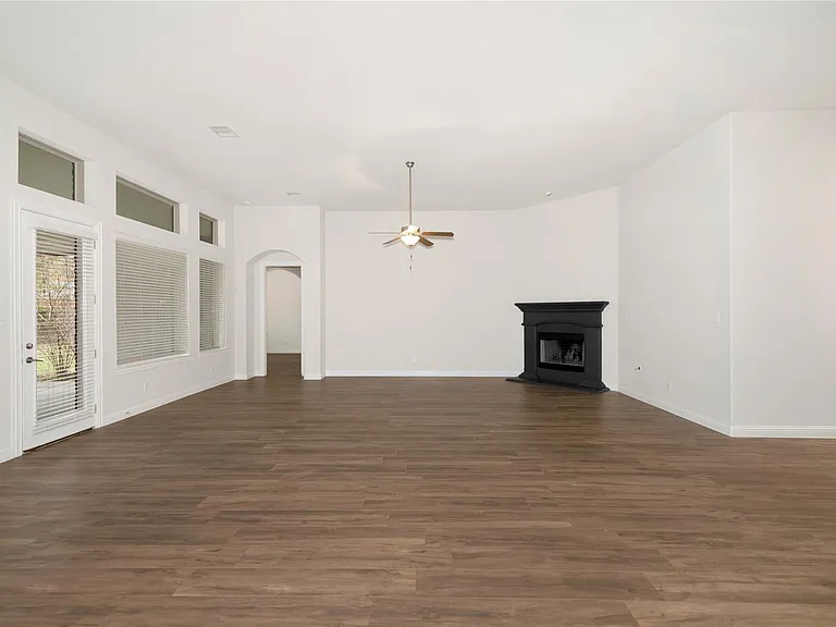 10243 S Goshawk Trl — Photo 12