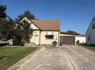 205 Washington Ave, Sheldon, IA 51201
