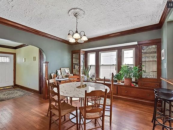 5th image of 1366 W 73rd St #1
