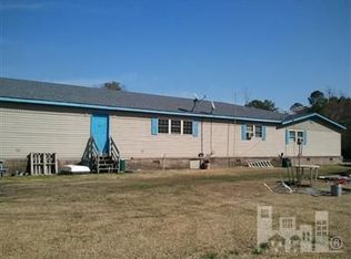 203 Gurganus Rd, Maple Hill, NC 28454