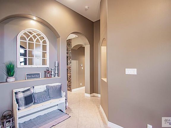 3rd image of 14068 El Caribe Cir S