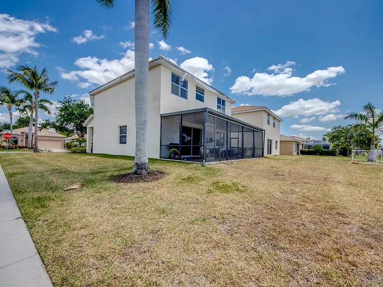Blue Cypress Lake Ct — Photo 72
