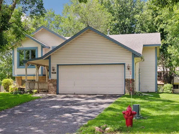 9224 124th Pl N, Champlin, MN 55316