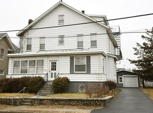 624 Fairlawn Ave, Peekskill, NY 10566