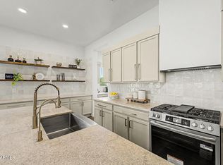 8539 W Midway Ave, Glendale, AZ 85305