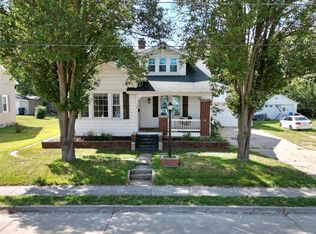 128 S Walnut St, Perryville, MO 63775