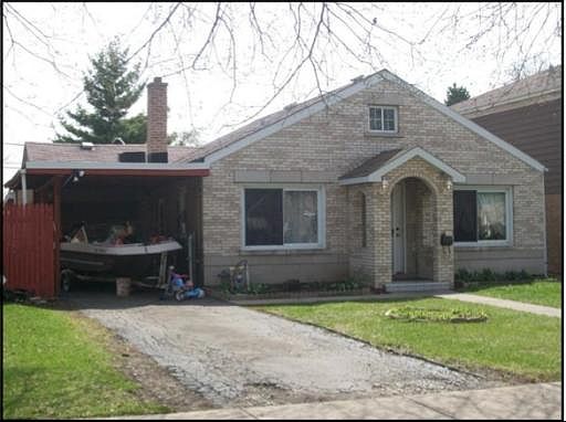 1st image of 4407 N Wesley Ter