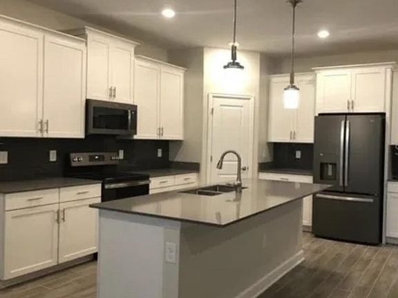 5th image of 2937 Nottel Dr