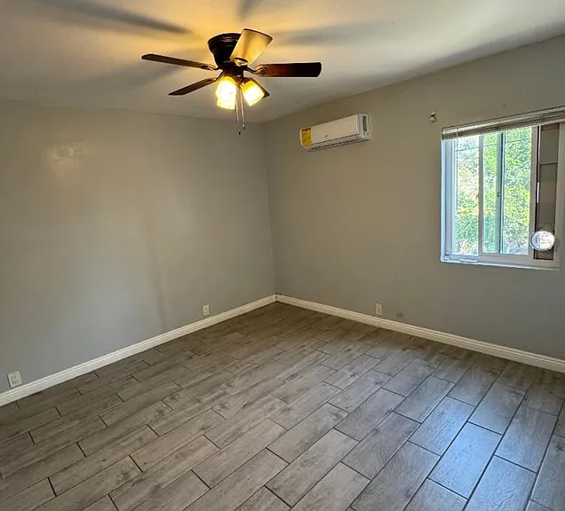 2300 Lake St #C — Photo 11