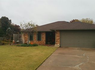 2737 Mount Vernon Rd, Enid, OK 73703