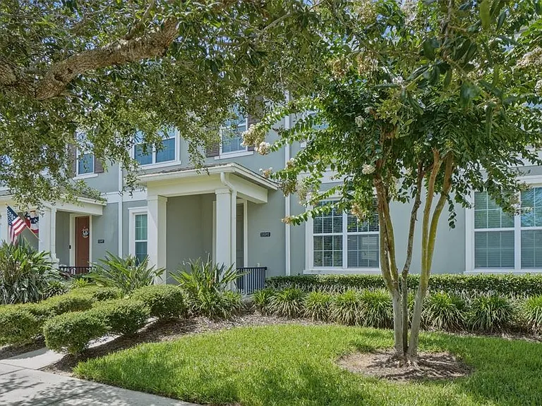 15591 Honeybell Dr — Photo 3