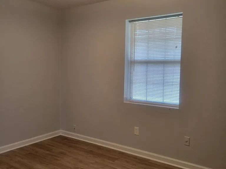 1049 Old Powder Springs Rd SW — Photo 15