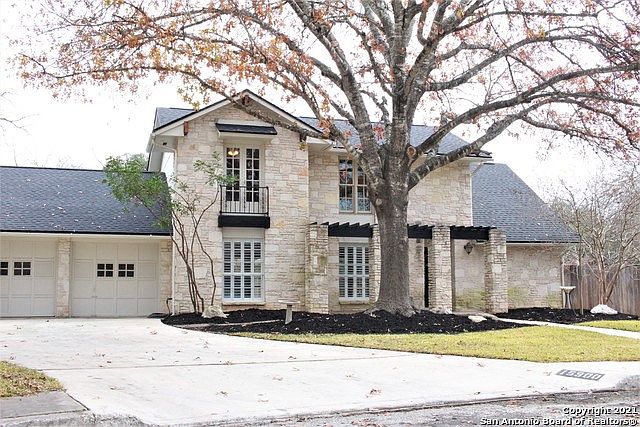 1st image of 15900 Crepe Myrtle St