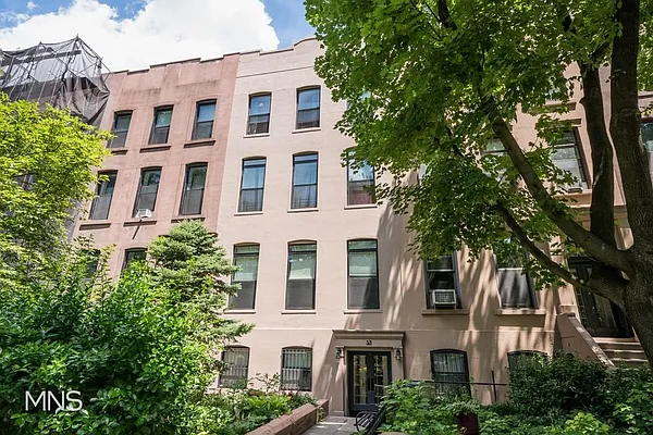 Rented by MNS | media 16