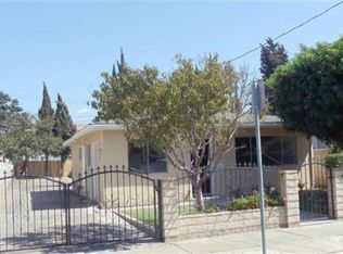 223 S Olive St, Santa Paula, CA 93060