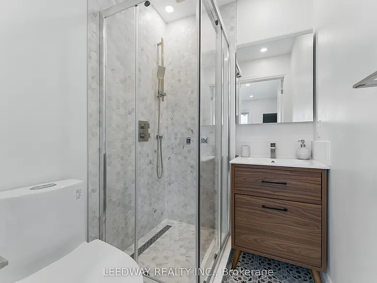 24410 Thorah Park Blvd — Photo 26