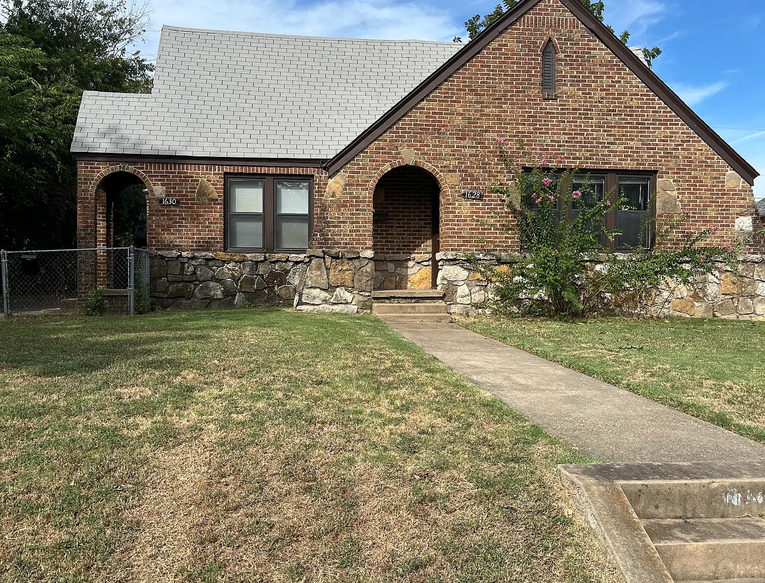 1 bed, 895 sqft, $900 — Photo 1