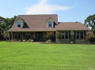 2000 Saddlebrook Dr, Pensacola, FL 32526