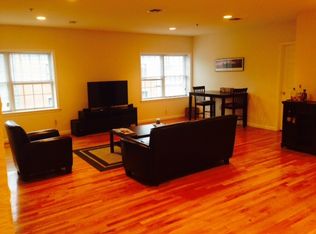 213 Clinton St, Hoboken, NJ 07030