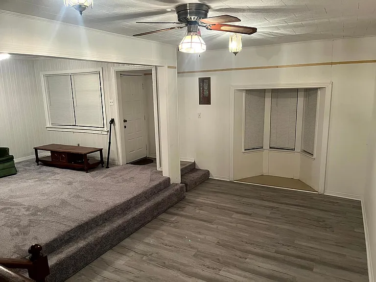 1230 E Leonard St — Photo 28