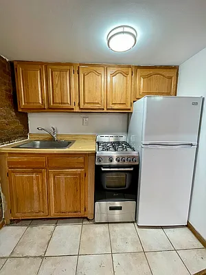 Rented by Building Equity Real Estate LLC | media 16