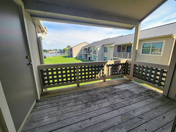 3rd image of 2412 Bayhouse Dr Unit 2412