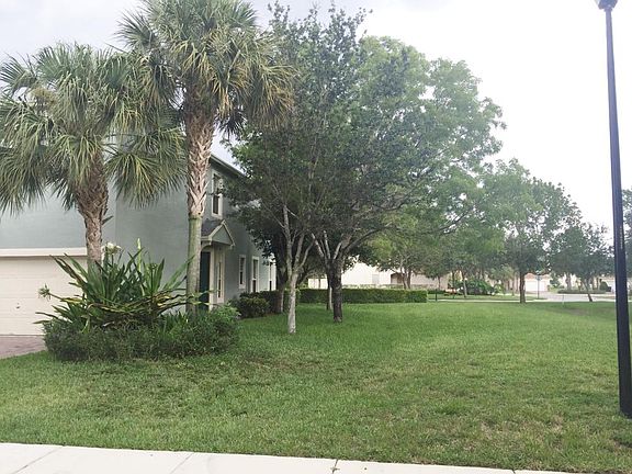3rd image of 1286 Sweet Violet Ct