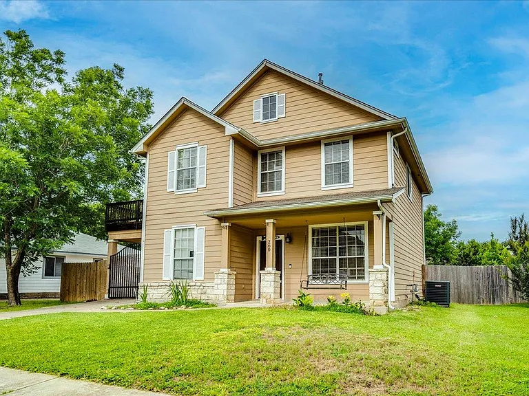 260 Tobin Dr — Photo 3