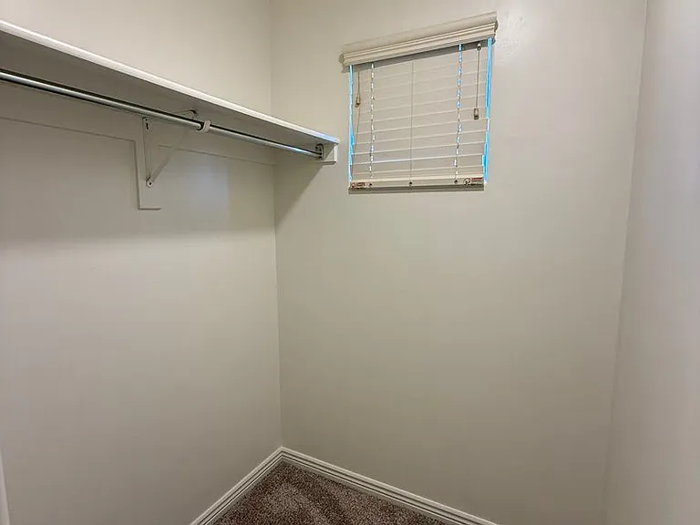 1000 E Bluffview Dr #118 — Photo 13