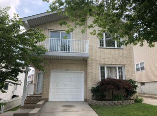 57 Hewitt Ave, Staten Island, NY 10301