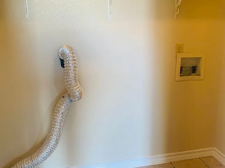 3414 Weeping Willow St — Photo 2