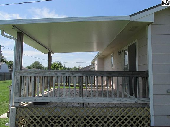 3rd image of 207 E 37th Ave