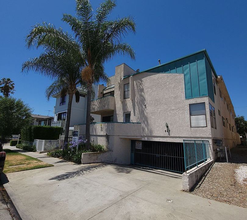 1st image of 647 N Hayworth Ave APT 202