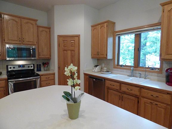 5th image of 25242 Grizzly Ct
