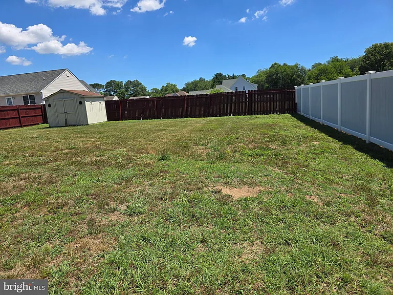 23 Lordship Ln — Photo 48