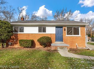 18321 Brentwood St, Livonia, MI 48152