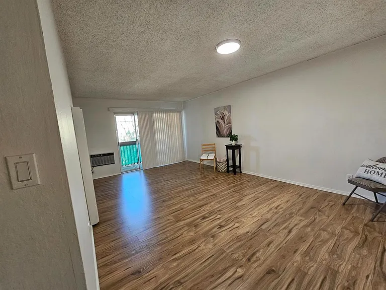 1060 Oak Grove Rd #37 — Photo 9