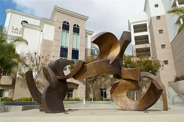 La Jolla Crossroads Apartments — Photo 7