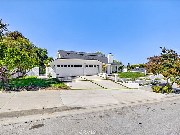 2nd image of 18147 Gallineta St