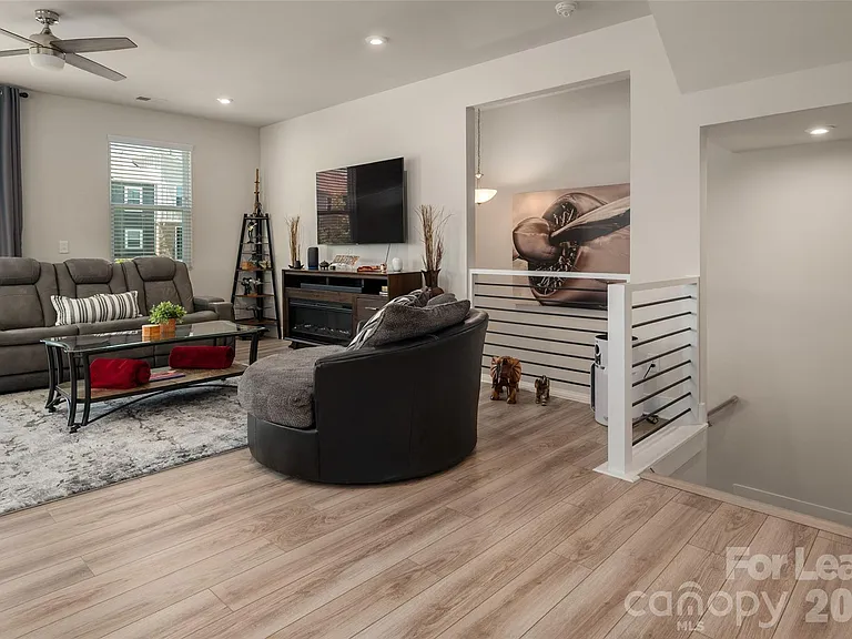 1630 Unison Dr #135 — Photo 4