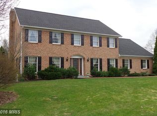 328 Rolling Ln, Chambersburg, PA 17202