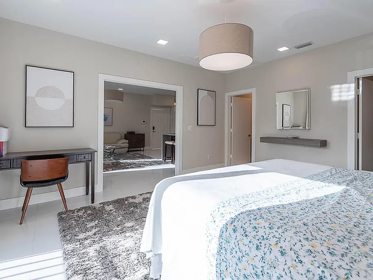 901 Bermuda Gardens Rd #2 — Photo 23