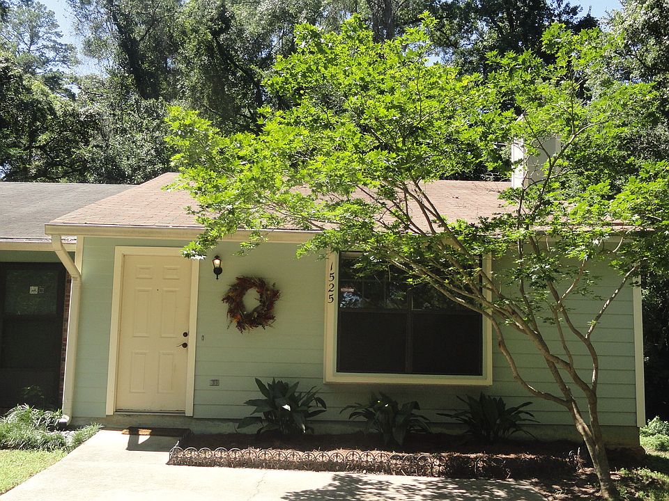 1st image of 1545 Merry Oaks Ct
