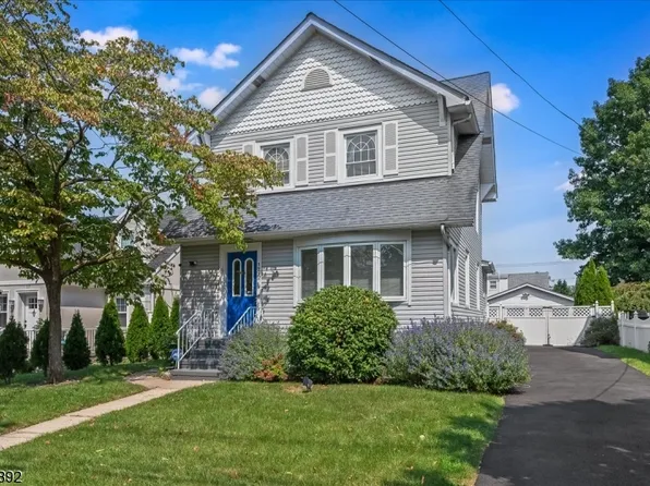 121 Lawrence Ave, Hasbrouck Heights Boro, NJ 07604